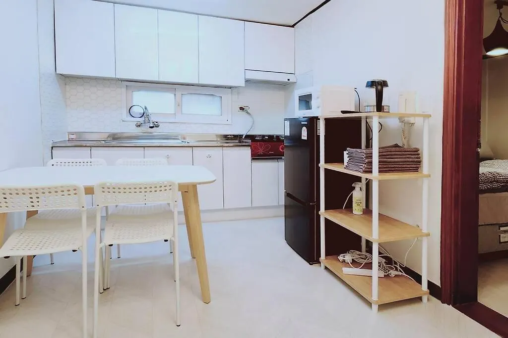 ソウル特別市C2 White Linen House 2Brアパートメント 0*, ソウル特別市