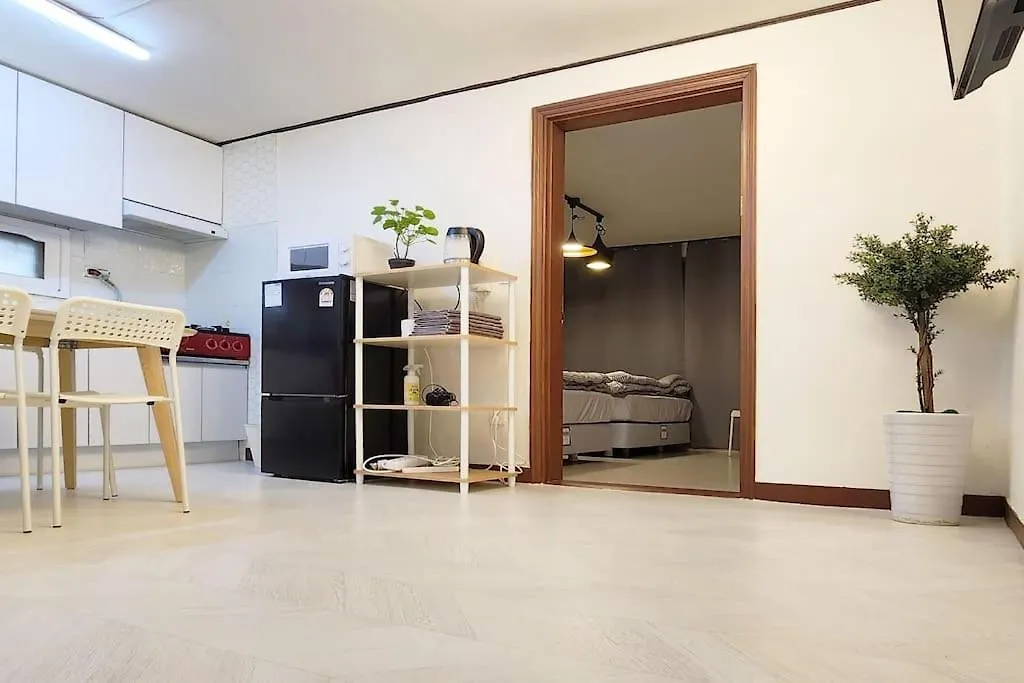 ソウル特別市C2 White Linen House 2Brアパートメント アパート ソウル特別市